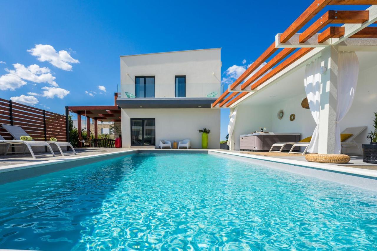 Villa Olea With Heated Pool And Jacuzzi Sukošan المظهر الخارجي الصورة