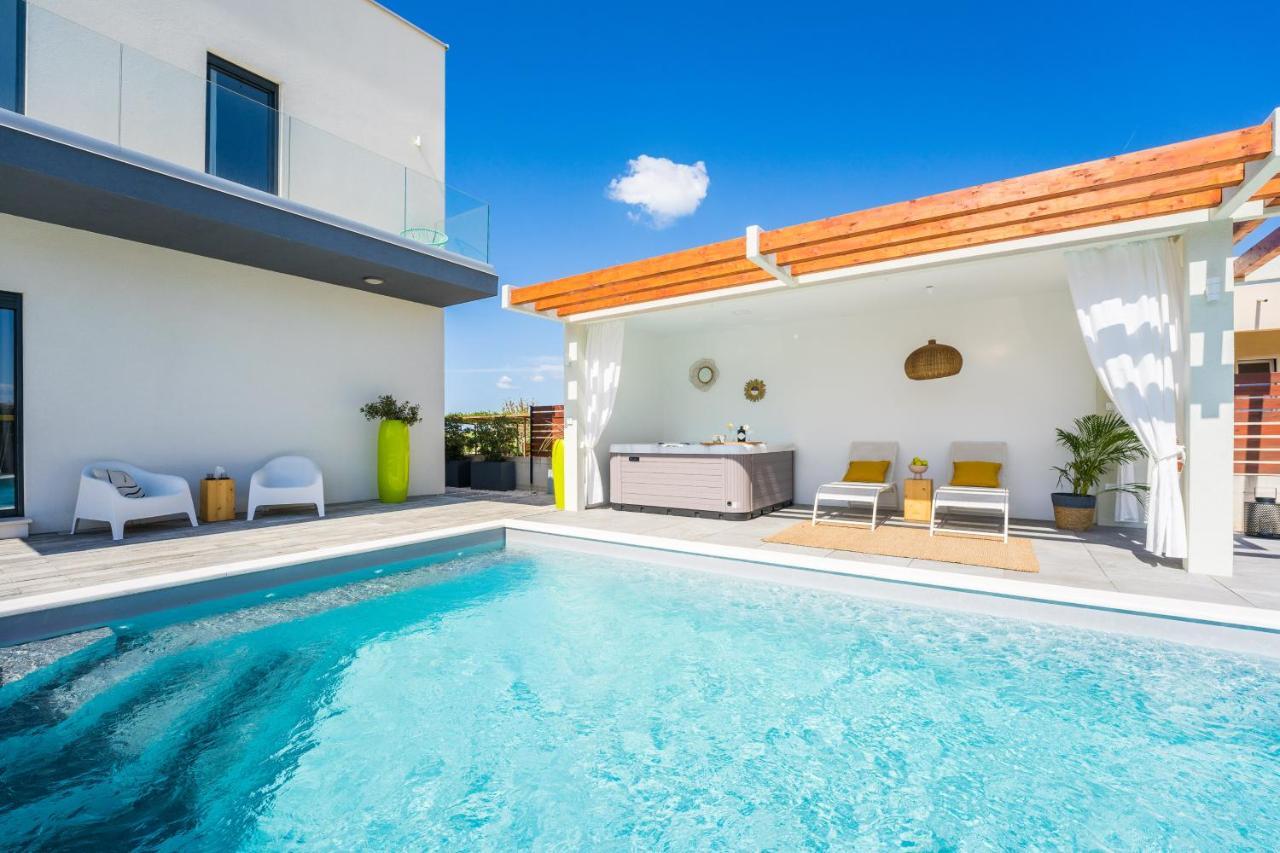 Villa Olea With Heated Pool And Jacuzzi Sukošan المظهر الخارجي الصورة