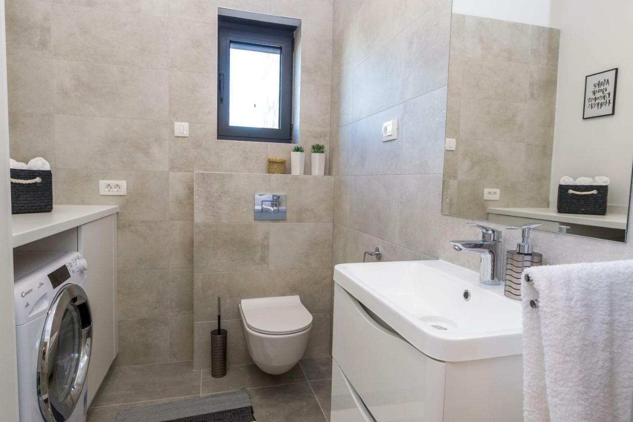 Villa Olea With Heated Pool And Jacuzzi Sukošan المظهر الخارجي الصورة